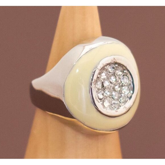 Vintage Art Deco Rhinestones Gold Tone Ring Size 8 1/2 - U1 - Picture 2 of 3